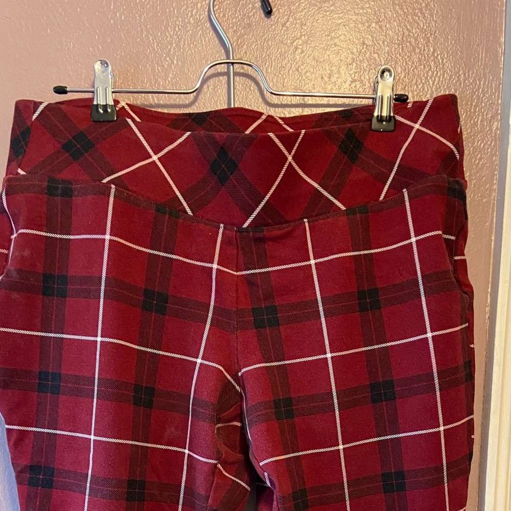 Torrid Size 1 Pixie Pants - image 1